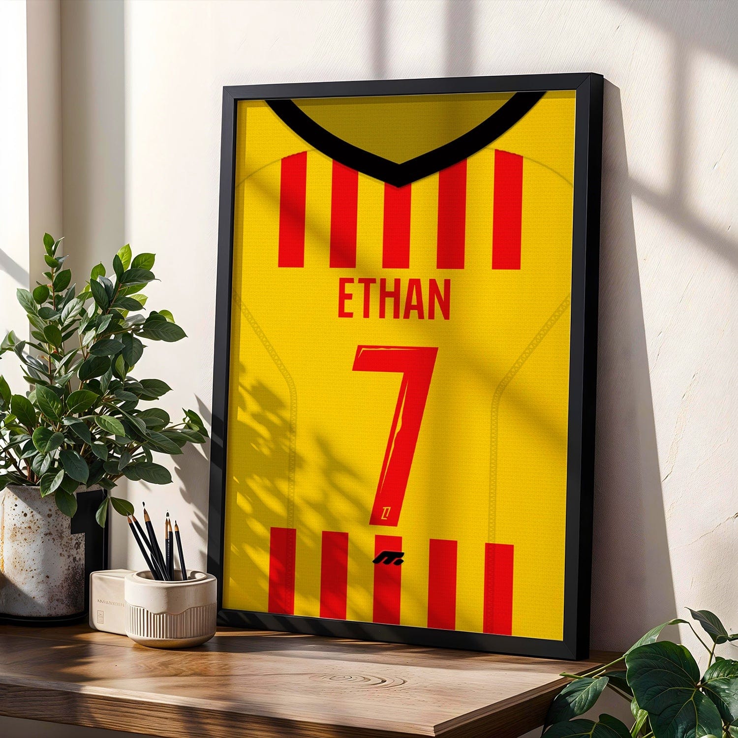 LENS - POSTER